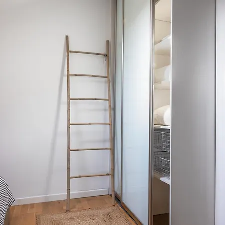 Design Loft In The Heart Of شقة سكوبجي